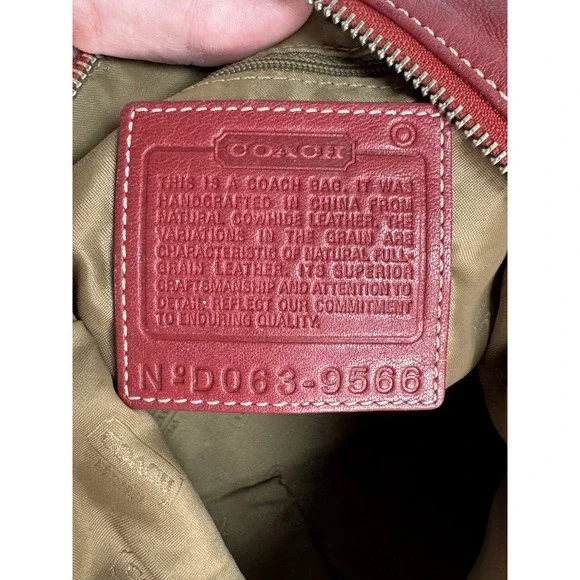 Coach Legacy Red Leather Hobo Shoulder Bag Purse 9566 - Picture 8 of 12